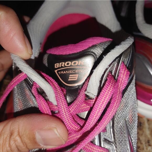 Brooks women's Transcend 3 running shoes sneakers size 9.5.     560 - Picture 11 of 12